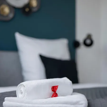 In Schlosschemnitz L Aufzug L W-lan L Badewanne * Chemnitz