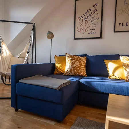 In Schlosschemnitz L Aufzug L W-lan L Badewanne *