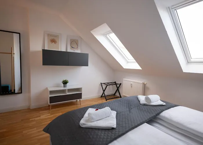 In Schlosschemnitz L Aufzug L W-lan L Badewanne